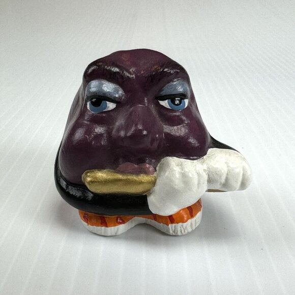 California Raisin Ceramic Figurine With Flute - Picture 1 of 8